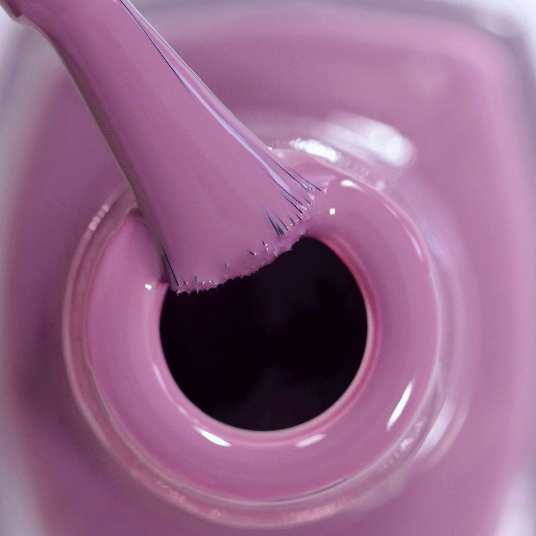 NAIL POLISH 134 Silky Mauve