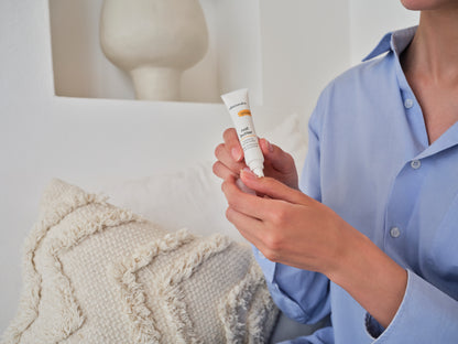 NAIL BUTTER - burro rigenerante unghie e cuticole