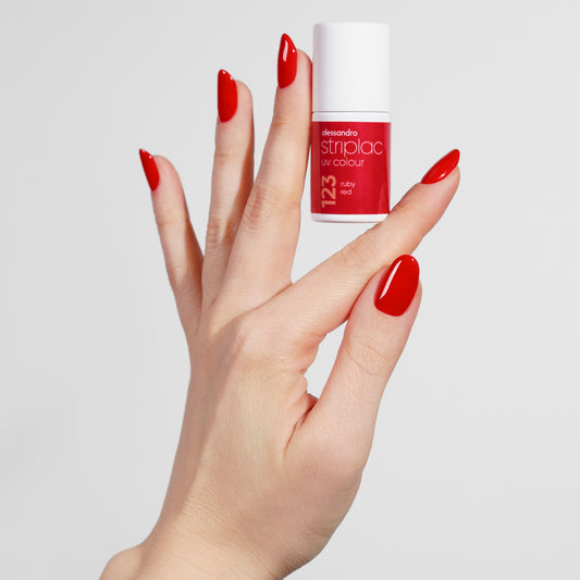 Striplac 123 - ruby red